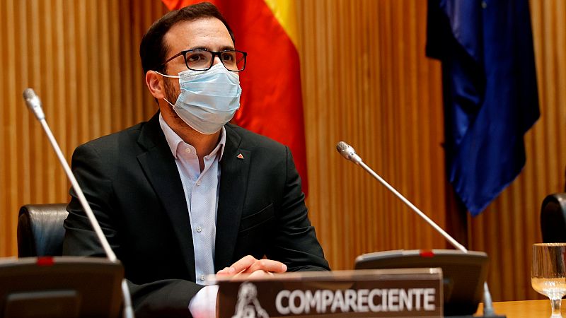 Garzón asegura que el Gobierno estudia una reducción del IVA de la luz hasta el 10 %