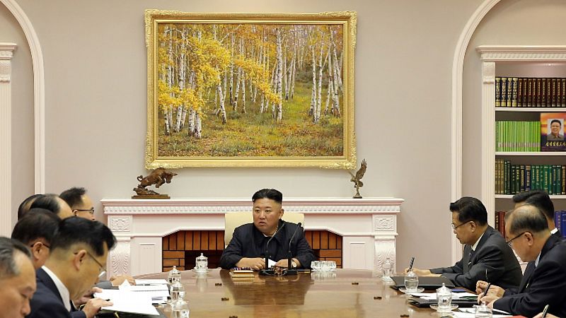 Kim Jong-un pide prepararse "tanto para el diálogo como para el conflicto" con Estados Unidos