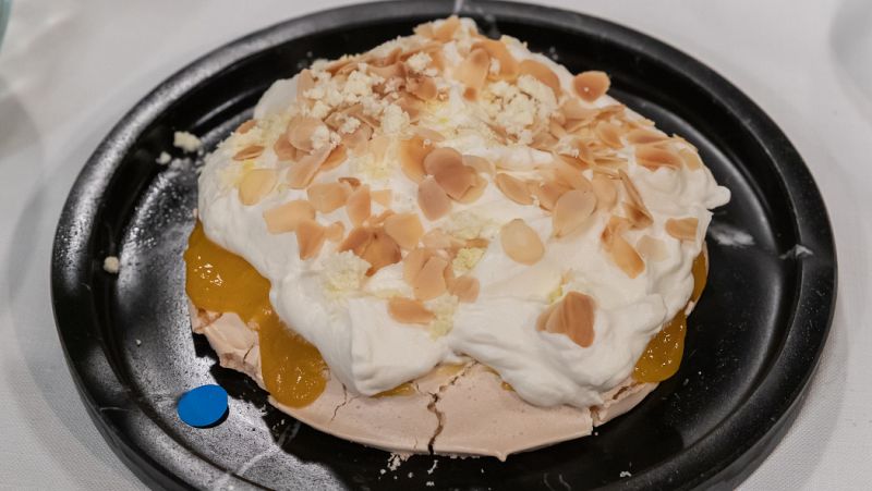 Receta de tarta pavlova de mango de María