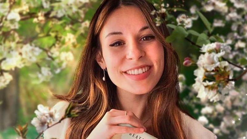 Beatriz Esteban, autora de 'Si vuelve el invierno': "Una manera de acercar la importancia del autocuidado es a través de la escritura"