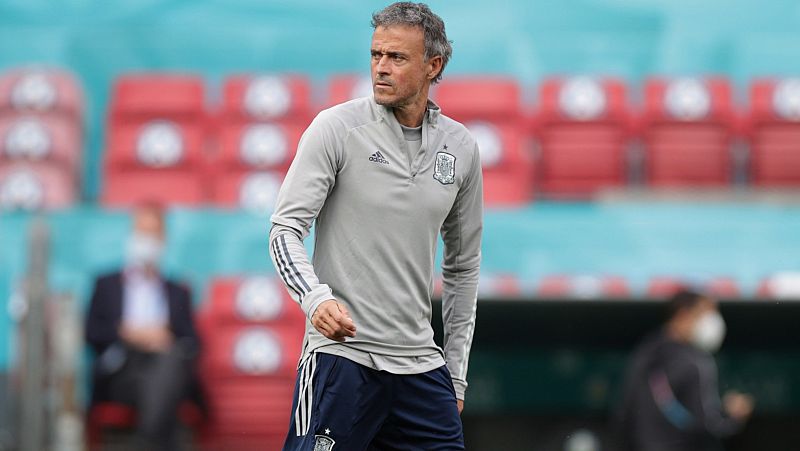 Luis Enrique cree que las amenazas a Morata son un "delito grave"