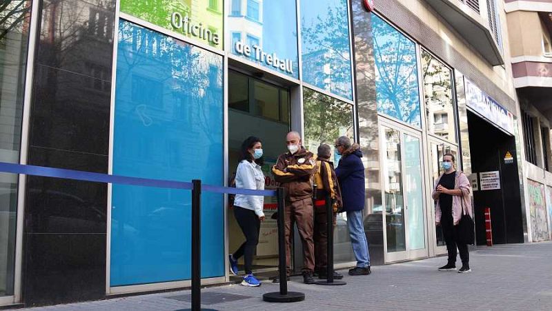 La reactivació ajuda a reduir l'atur en 36 mil persones al juny a Catalunya