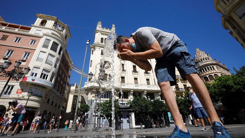 Una ola de calor llega a España y pone en alerta a 12 provincias