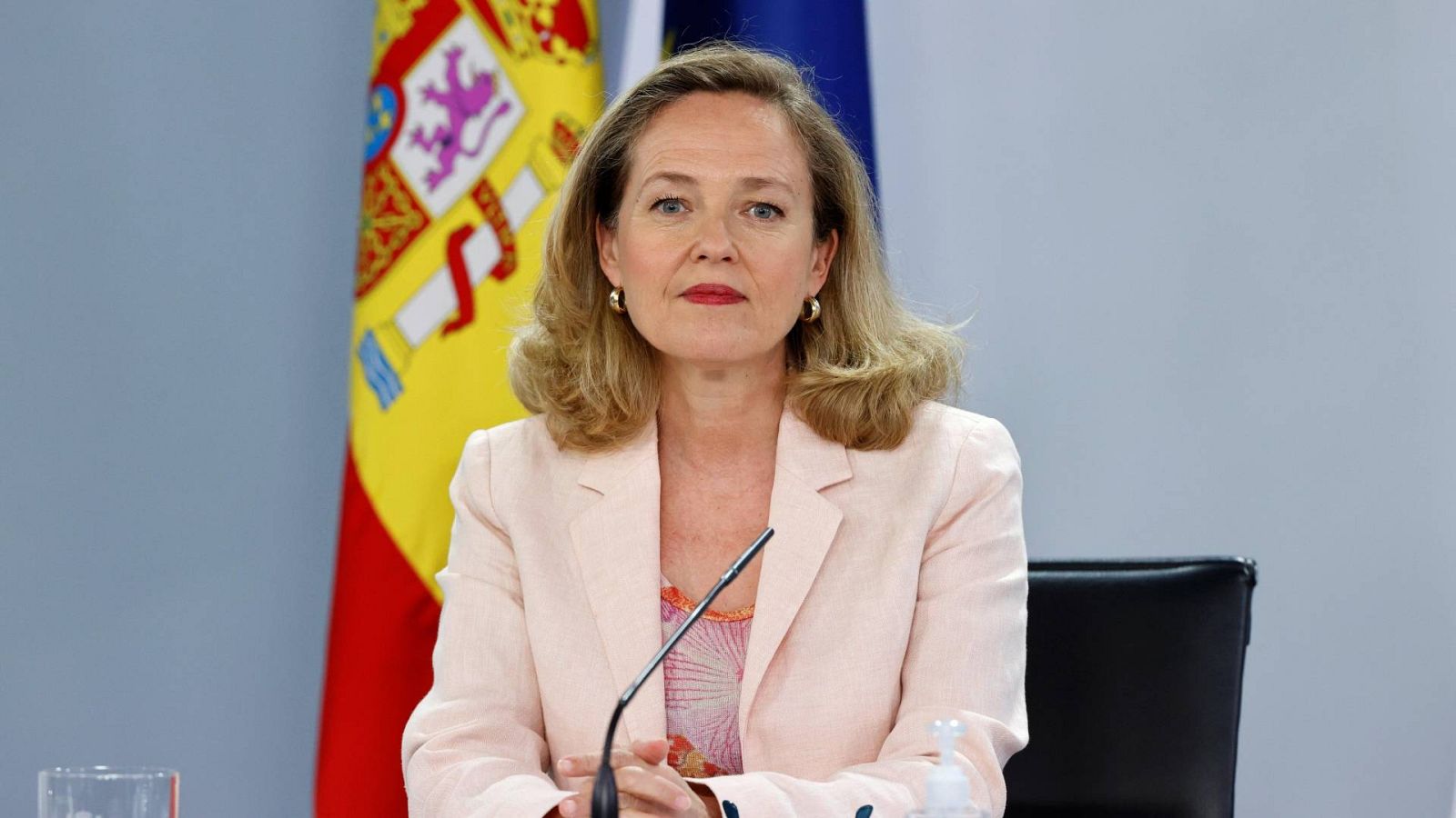 Calviño, sobre la subida del salario mínimo: "Vamos a ver cómo evoluciona el empleo durante la segunda parte del año"