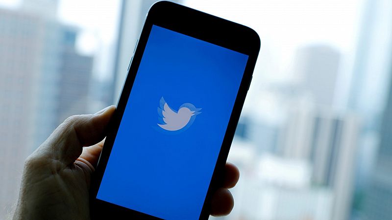 Francia obliga a Twitter a explicar cómo controla la publicación de mensajes de odio