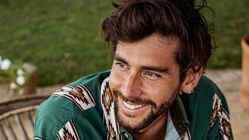 Álvaro Soler: "Muchas veces tapamos la tristeza en falsos agujeros y al final todo sale"