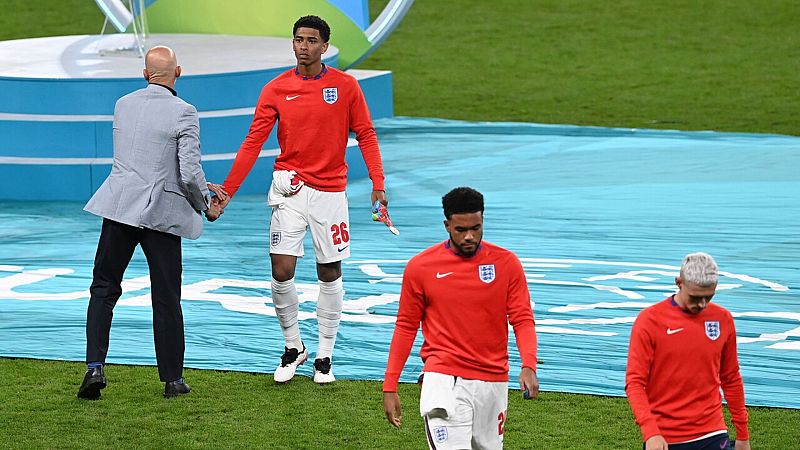 El Gobierno británico y el príncipe Guillermo condenan los insultos racistas a los jugadores del equipo inglés