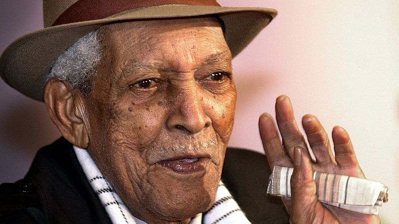 Un relato, unas pocas canciones y las palabras de Compay Segundo en RNE