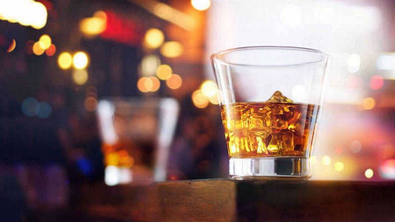 El consumo de alcohol causó más de 740.000 casos de cáncer en 2020, según la OMS