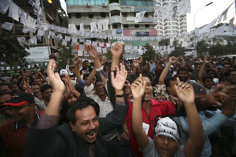 La ex primera ministra Hasina, proclamada vencedora de las elecciones en Bangladesh