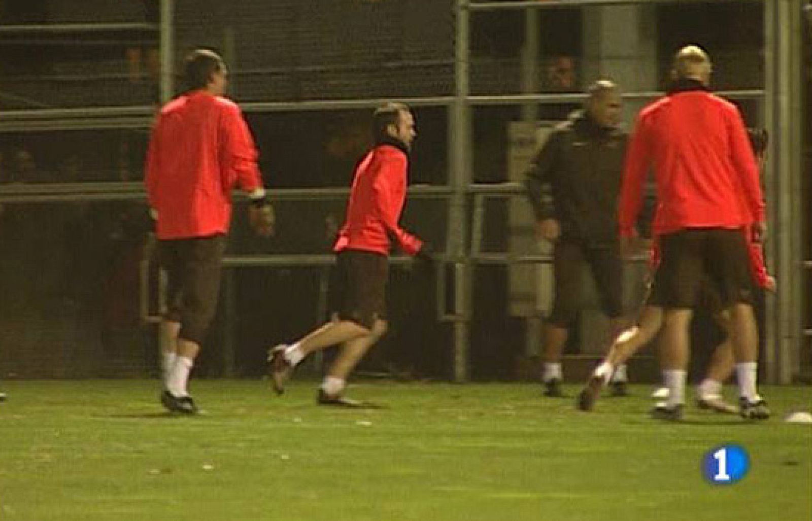 Iniesta ya está preparado para volver a jugar en el Camp Nou, tras ocho semanas de baja. El Barcelona se enfrentará al Mallorca pensando en el compromiso copero contra el Atlético de Madrid.