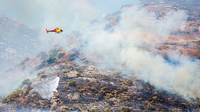 Estabilizado el incendio del parque natural de Cap de Creus, que ha arrasado 415 hectáreas y desalojado a 300 vecinos