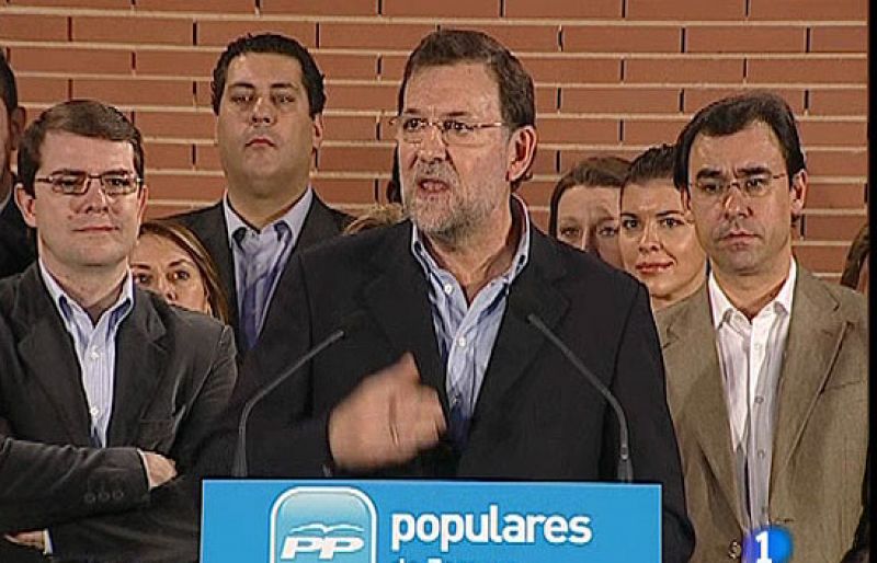 Rajoy tacha de "enorme error" el modelo de financiación por "tirar de chequera"