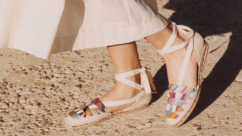 Alpargatas de yute: Cómo combinar el zapato que nunca pasa de moda