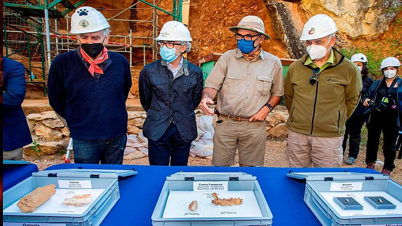 El hallazgo de una lasca de cuarzo adelanta la presencia humana en Atapuerca a hace 1,4 millones de años