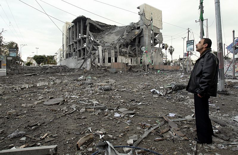 Nuevos esfuerzos diplomáticos para la paz en Gaza, que cuenta ya 400 muertos y 2.000 heridos
