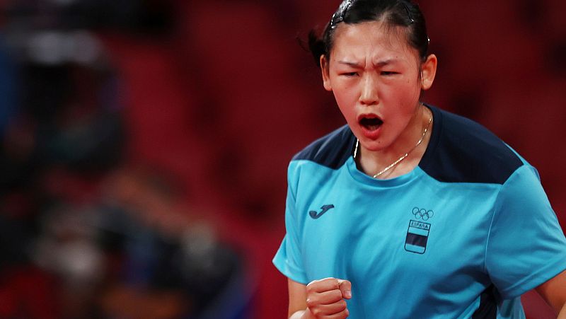 Se llama María Xiao, es tenista de mesa olímpica y nos duelen las manos de aplaudirla