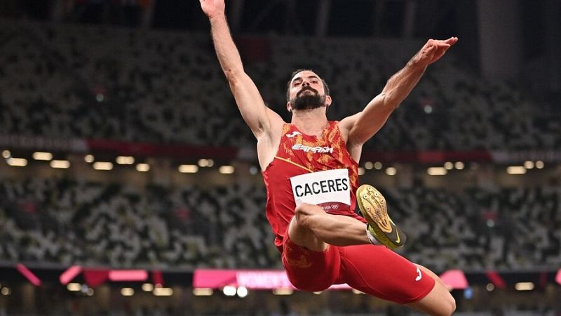 El saltador Eusebio Cáceres alcanza su primera final olímpica