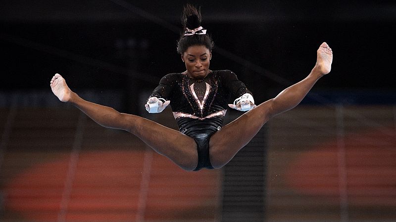 Simone Biles revela la tragedia familiar que vivió justo antes de su regreso a los JJOO