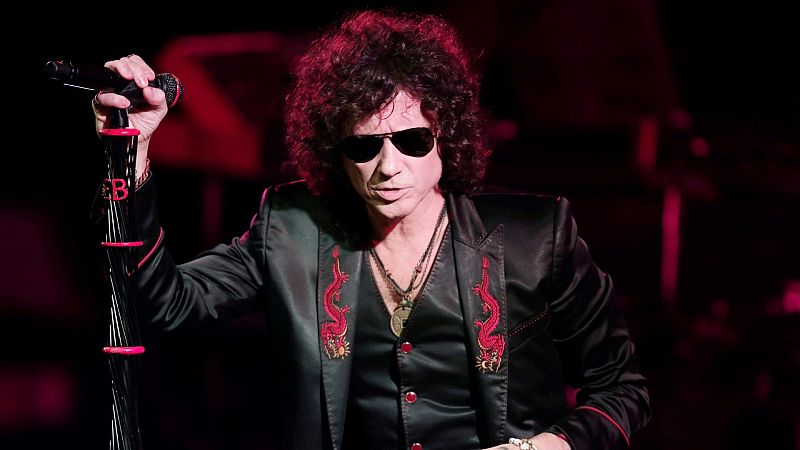 Enrique Bunbury, toda una vida entregada a la música