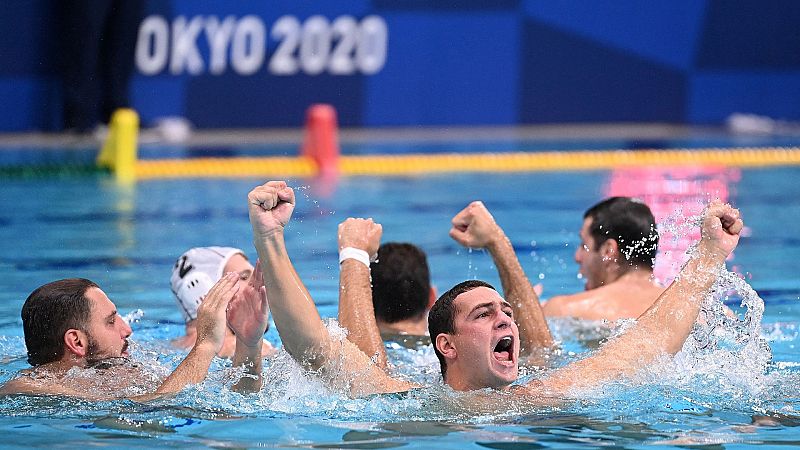 Grecia 'bloquea' a Hungría y alcanza su primera gran final masculina