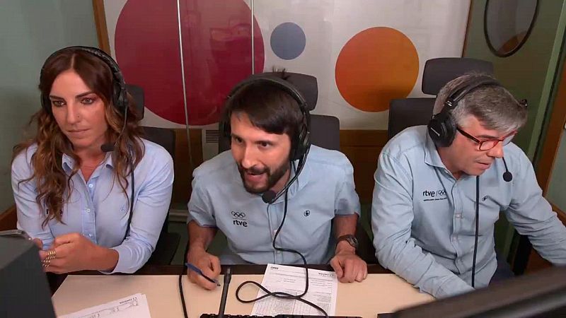 La emoción de Paco Caro, Eli Pinedo y Alberto Urdiales al comentar el bronce de los Hispanos