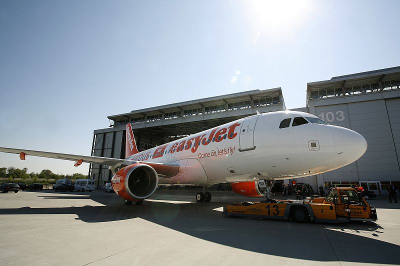 La suspensión de un vuelo de bajo coste entre Sofía y Madrid afecta a decenas de viajeros