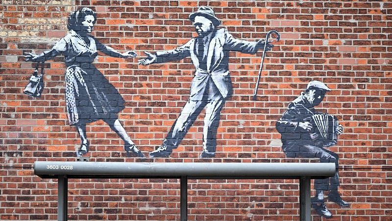 Aparecen varias posibles obras de Banksy en la costa de Inglaterra