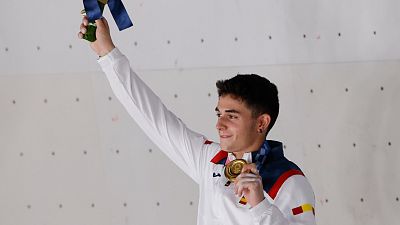 Por tres razones - Alberto Ginés: "Necesitamos un centro para entrenar todos juntos" - Escuchar ahora