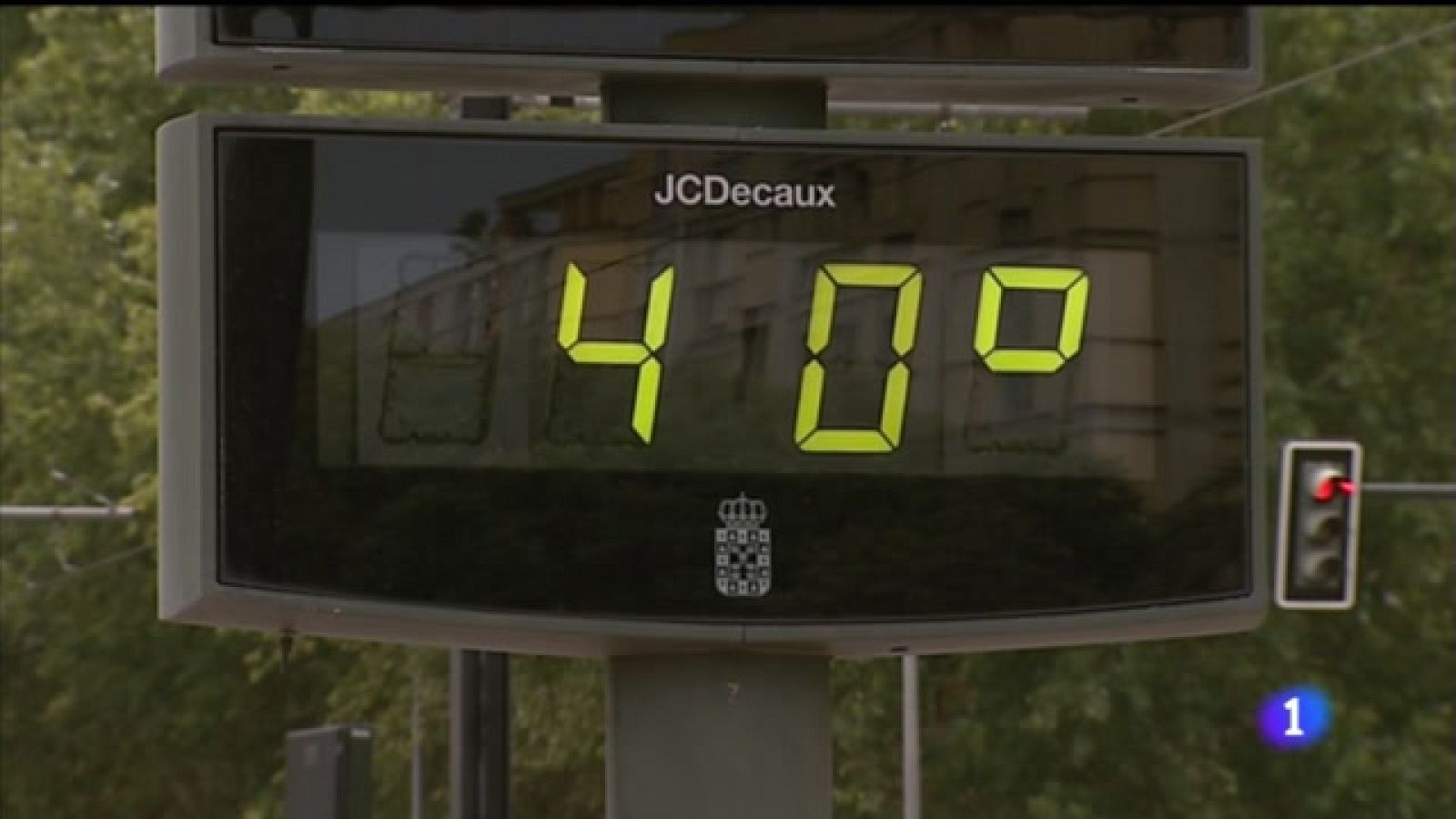 Lázaro Campuzano, director médico del 112 de la Región de Murcia, nos explica qué hacer para evitar un golpe de calor