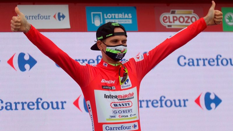 Taaramae gana en el Picón Blanco y se pone líder de la Vuelta
