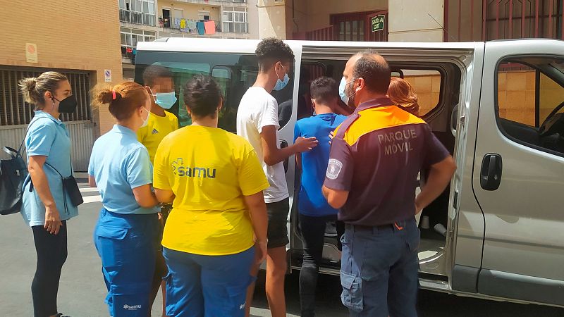 Un juzgado de Ceuta paraliza la devolución de nueve menores migrantes a Marruecos
