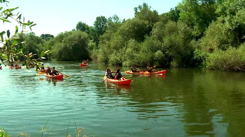 'Comando al sol': de los lujos de Ibiza a la Extremadura más natural