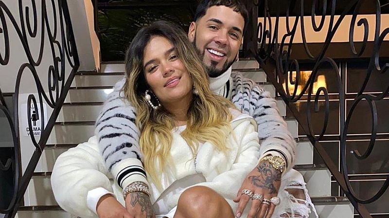 Anuel AA lanza un claro mensaje a Karol G durante uno de sus conciertos: "A ver si ella lo escucha y vuelve conmigo"