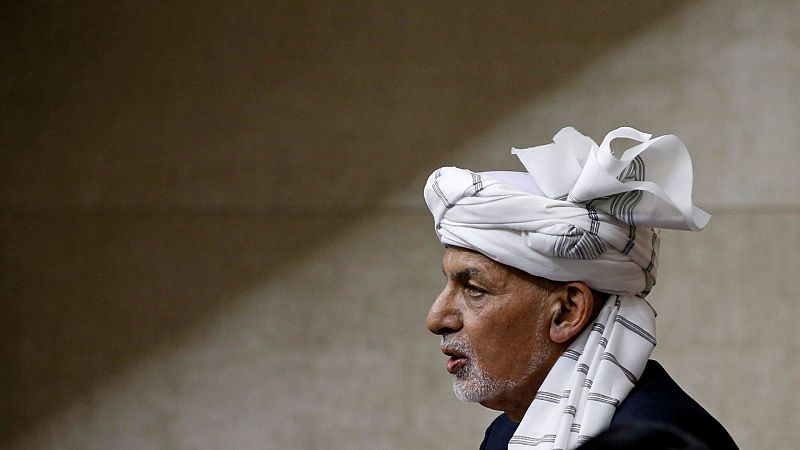 Ghani defiende su huida de Afganistán a Emiratos Árabes para evitar un "derramamiento de sangre"