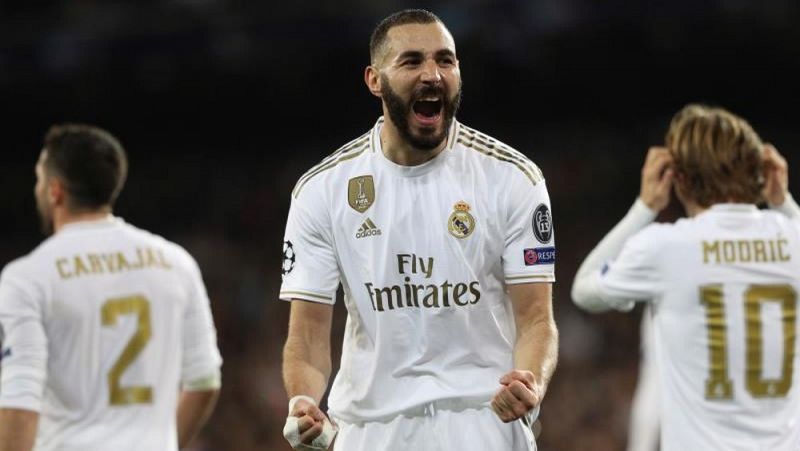 Karim Benzema renueva con el Real Madrid hasta 2023