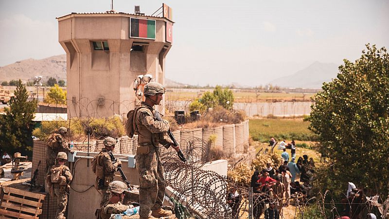 España refuerza su presencia en Kabul para localizar y evacuar a colaboradores afganos