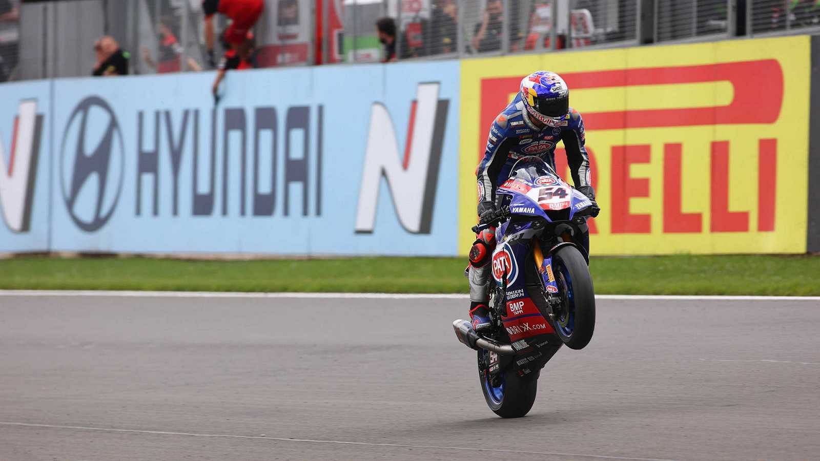 WorldSBK 2021 | Toprak Razgatlioglu vence en Los Arcos | Ver