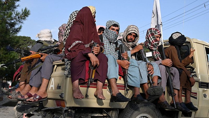El colectivo LGTBI afgano busca refugio ante la amenaza talibán: "Están deseando salir del país"