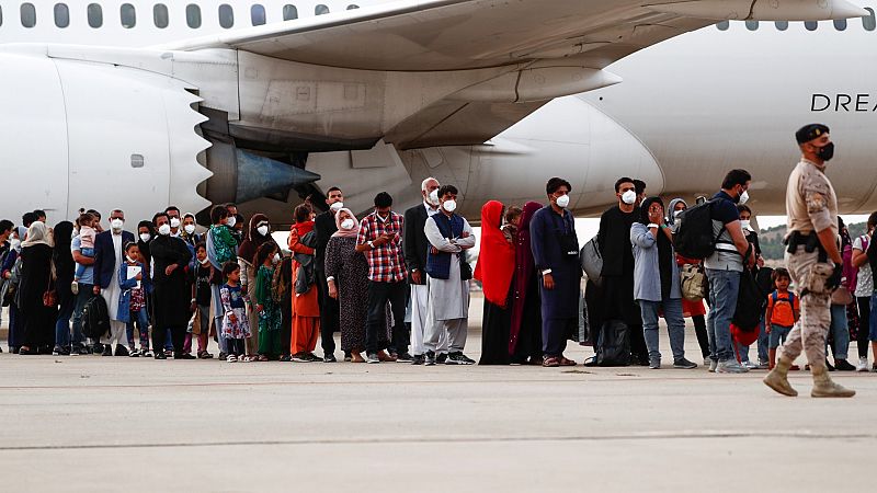 El número de afganos evacuados por España supera el millar tras la llegada de otros 435 en menos de 24 horas