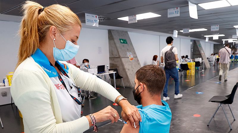 Madrid vacunará sin cita previa en once puntos con primeras y segundas dosis
