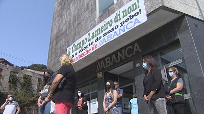 Concellos rurais rebélanse contra o peche de bancos