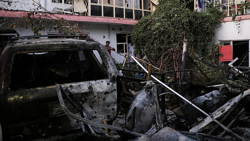 EE.UU. lanza un ataque para neutralizar un supuesto atentado suicida en el aeropuerto de Kabul