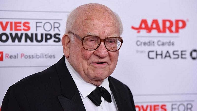 Muere a los 91 años el actor Edward Asner, popularmente conocido por encarnar a Lou Grant