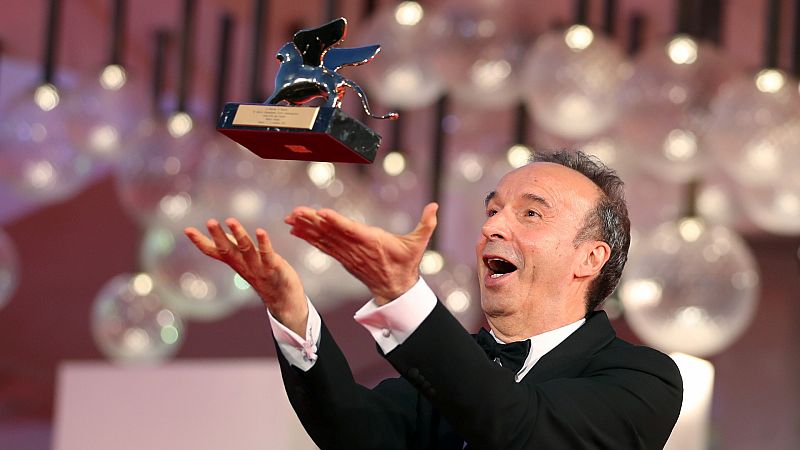 Roberto Benigni recibe el León de Oro honorífico del Festival de Venecia