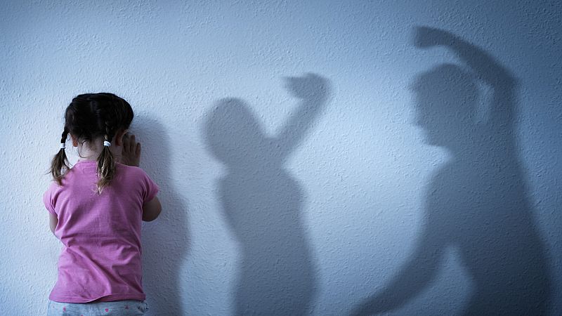 Los padres acusados de maltrato ya no podrán visitar a sus hijos menores