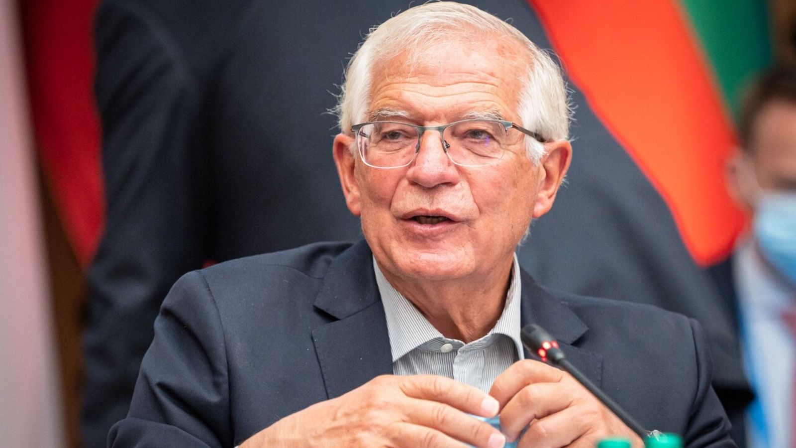 La UE quiere mantener presencia en Kabul y relacionarse con los talibanes pero sin llegar al reconocimiento - Ver ahora