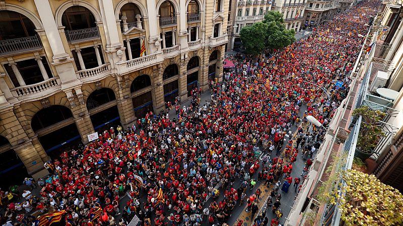 La división del independentismo se traslada a la calle en la Diada a las puertas de la mesa de diálogo