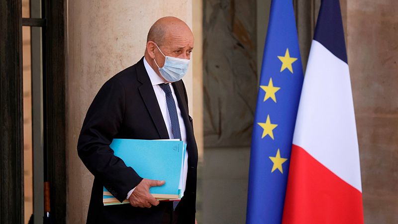 Francia llama a consultas a sus embajadores en Estados Unidos y Australia