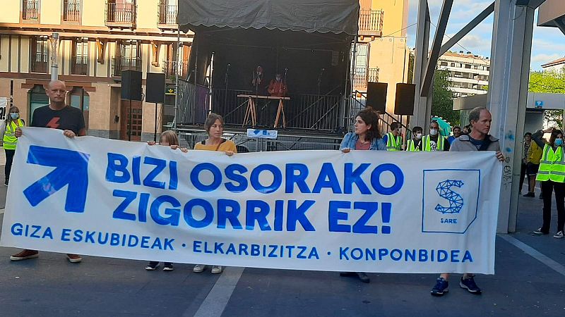 Mondragn acoge finalmente una marcha de apoyo a Parot encabezada por la hija del etarra